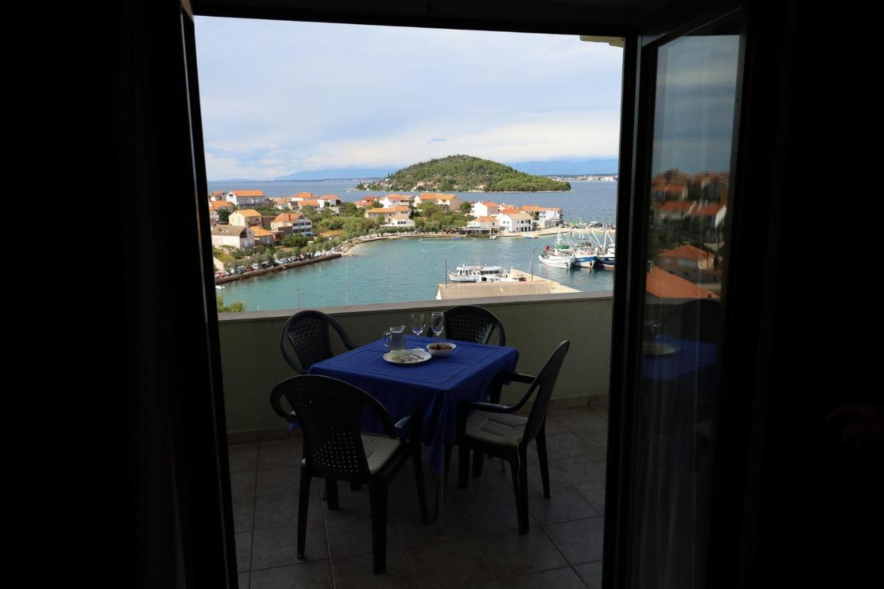 Booking Franov Residence On Island Ugljan With The Pool, Bbq And Beautiful Sea-View! Kali Exterior foto